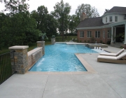 Swimming pool water features